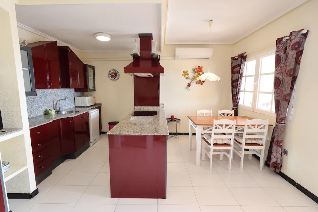 Bedroom in apartment for sale in Torrevieja