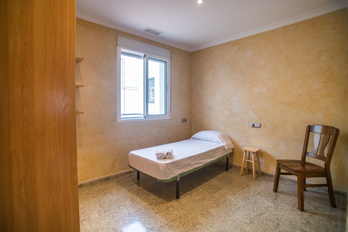 Bedroom in villa for sale in Orihuela