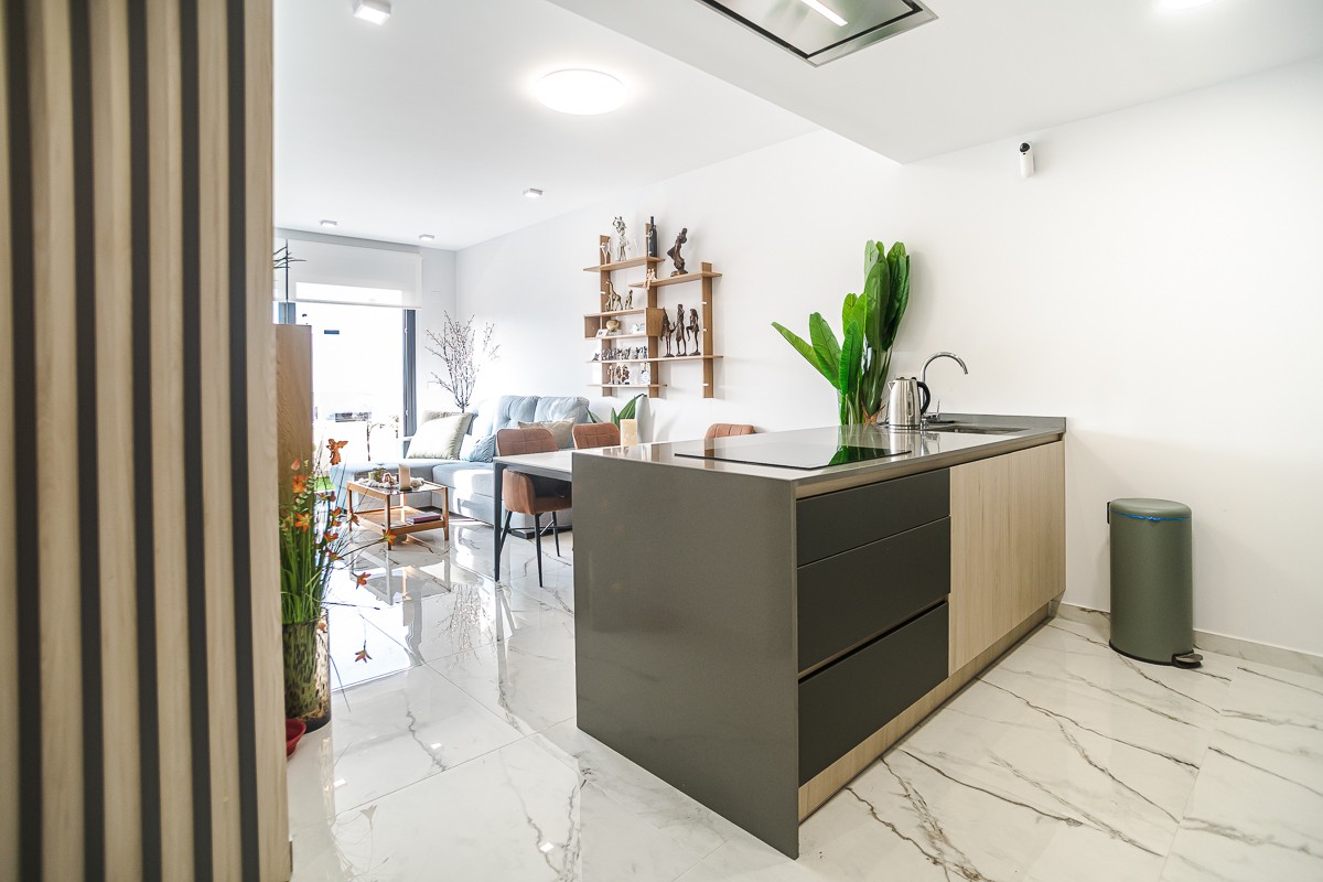 Dining area in penthouse for sale in Orihuela Costa