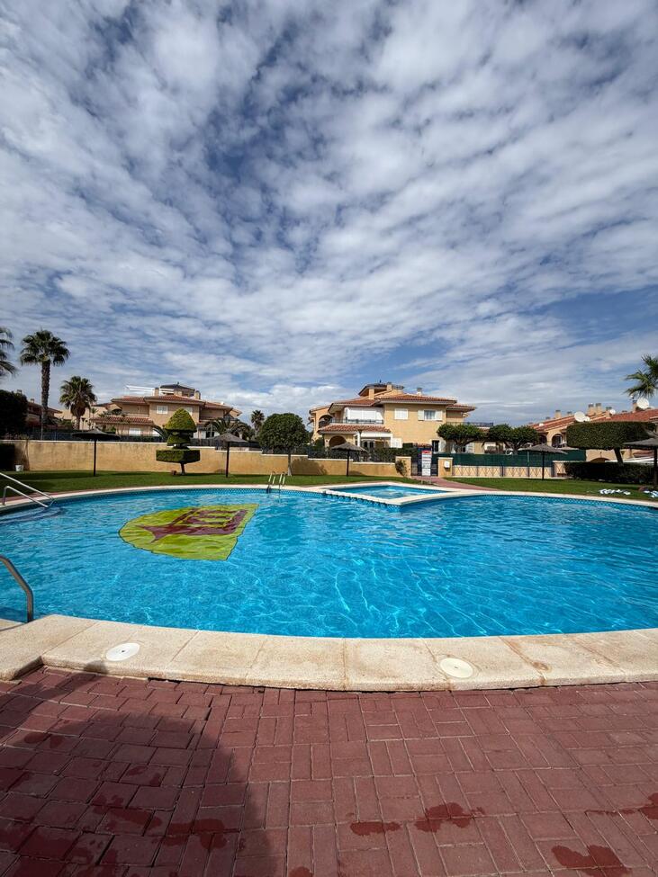 Terrace in bungalow for sale in Gran Alacant