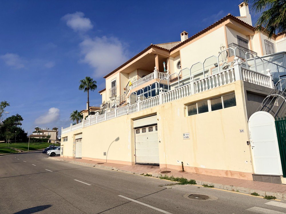 Living room in bungalow for sale in Torrevieja