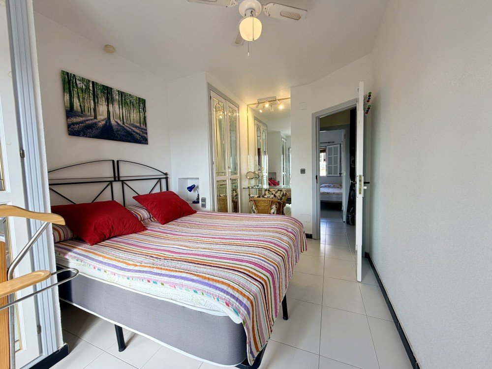 Pool area in bungalow for sale in Torrevieja