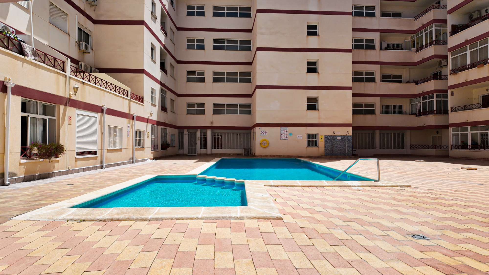 Kitchen in apartment for sale in Torrevieja