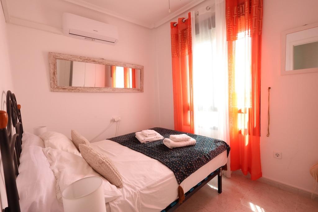 Dining area in apartment for sale in Orihuela Costa