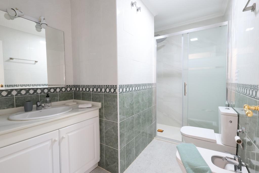 Bedroom in apartment for sale in Orihuela Costa
