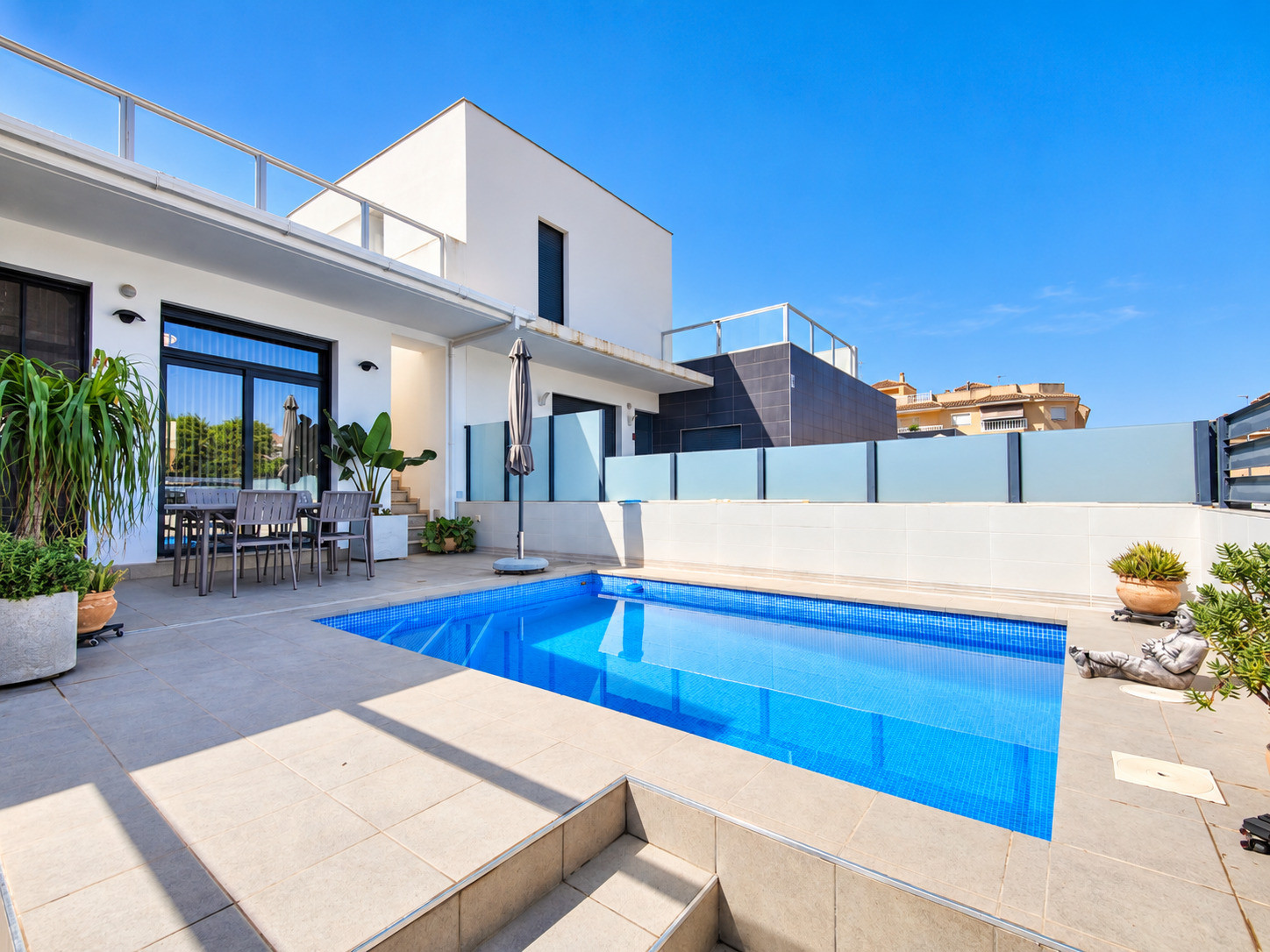 Kitchen in villa for sale in Formentera del Segura