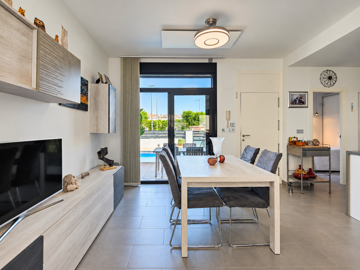 Dining area in villa for sale in Formentera del Segura