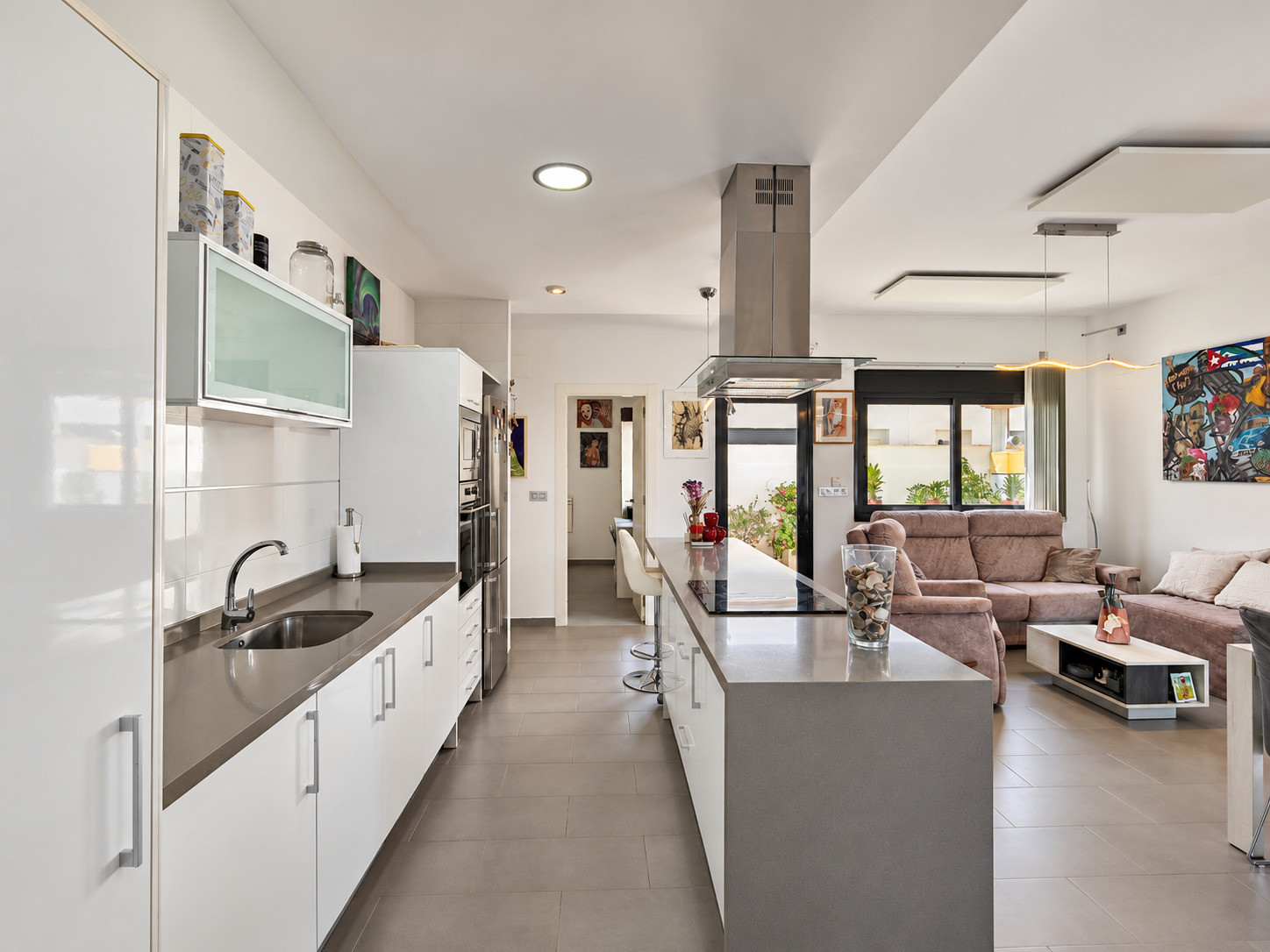 Pool area in villa for sale in Formentera del Segura