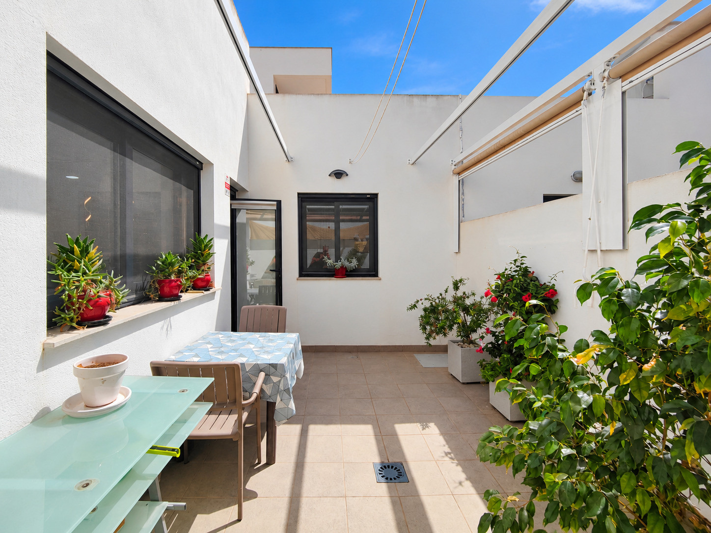 Bedroom in villa for sale in Formentera del Segura