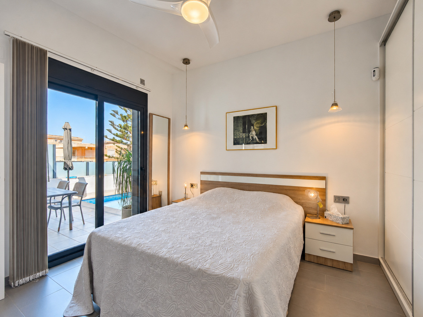 Terrace in villa for sale in Formentera del Segura