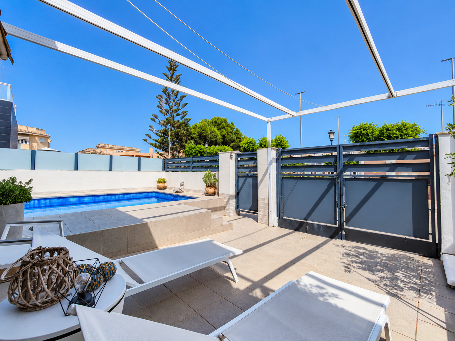 Dining area in villa for sale in Formentera del Segura