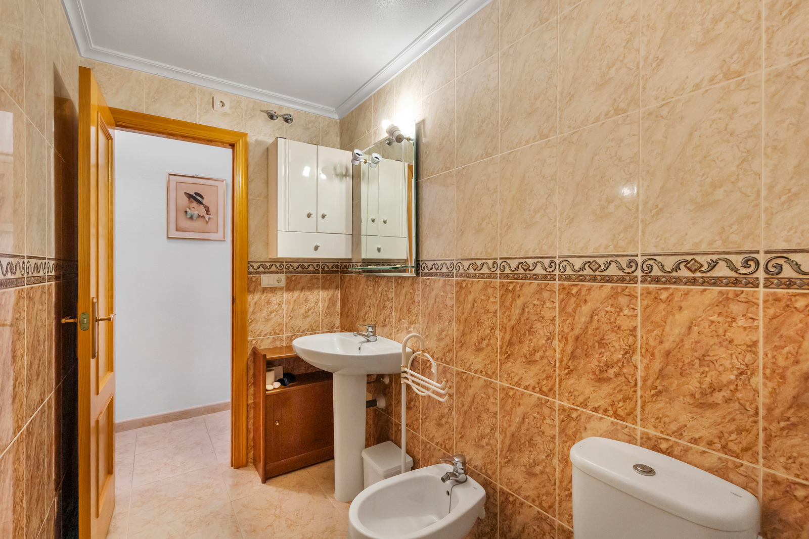 Kitchen in apartment for sale in Torrevieja