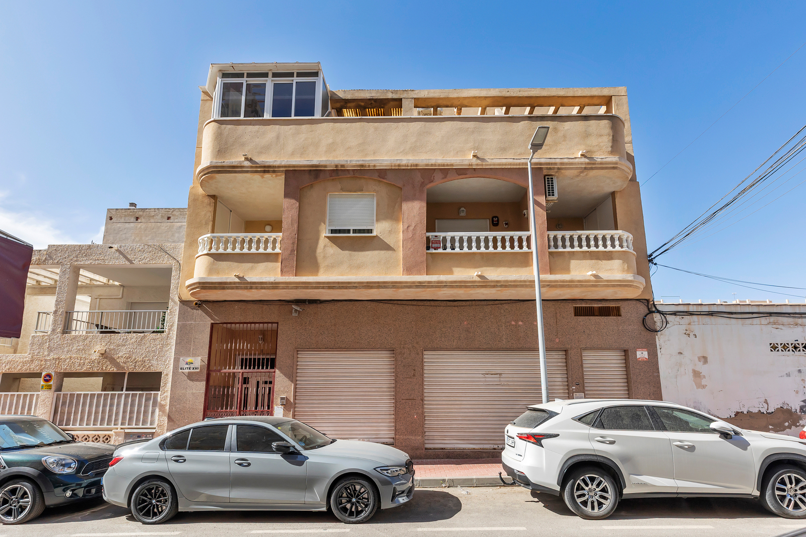 Master bedroom in apartment for sale in Torrevieja