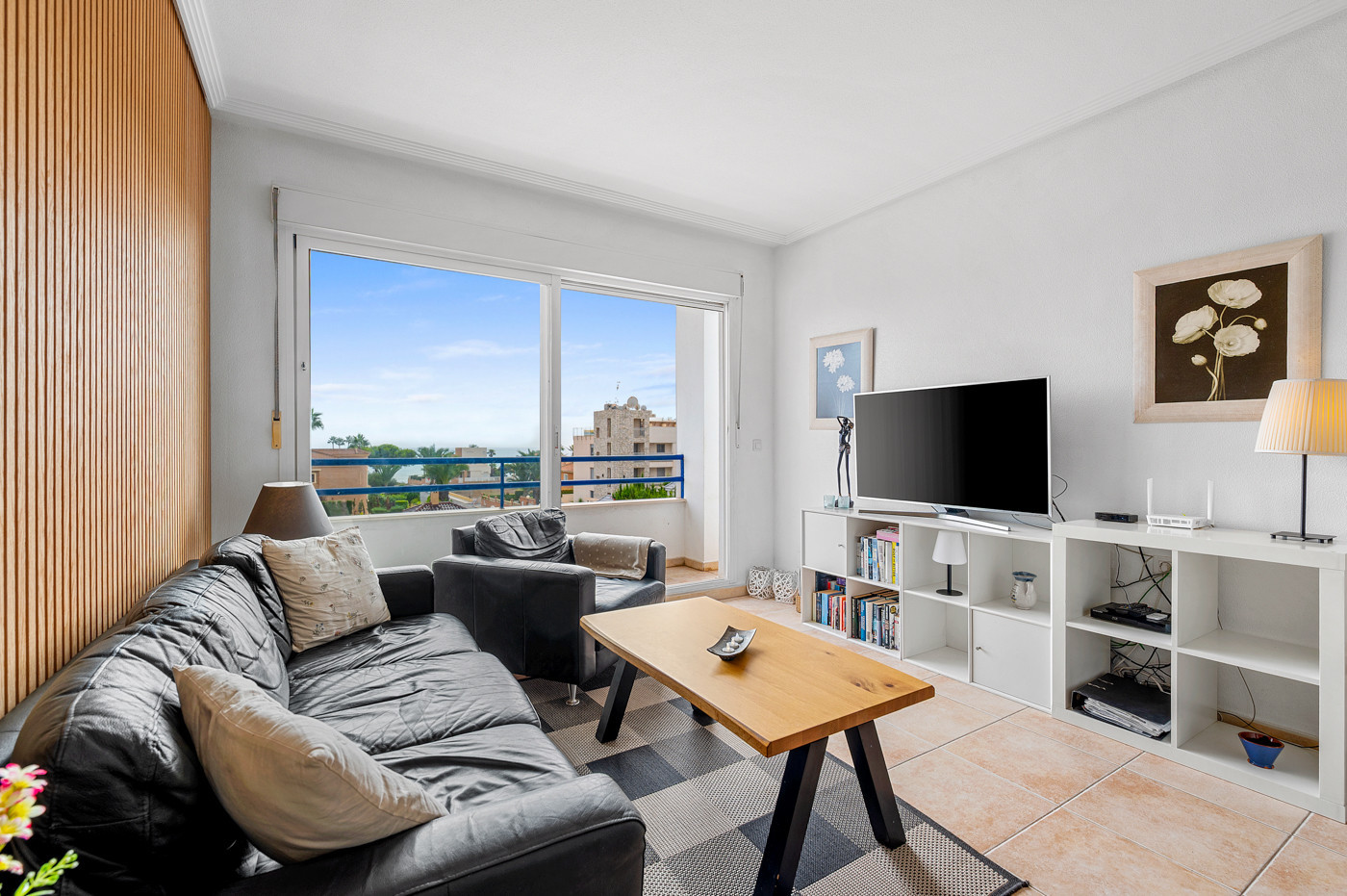 Terrace in apartment for sale in Torrevieja