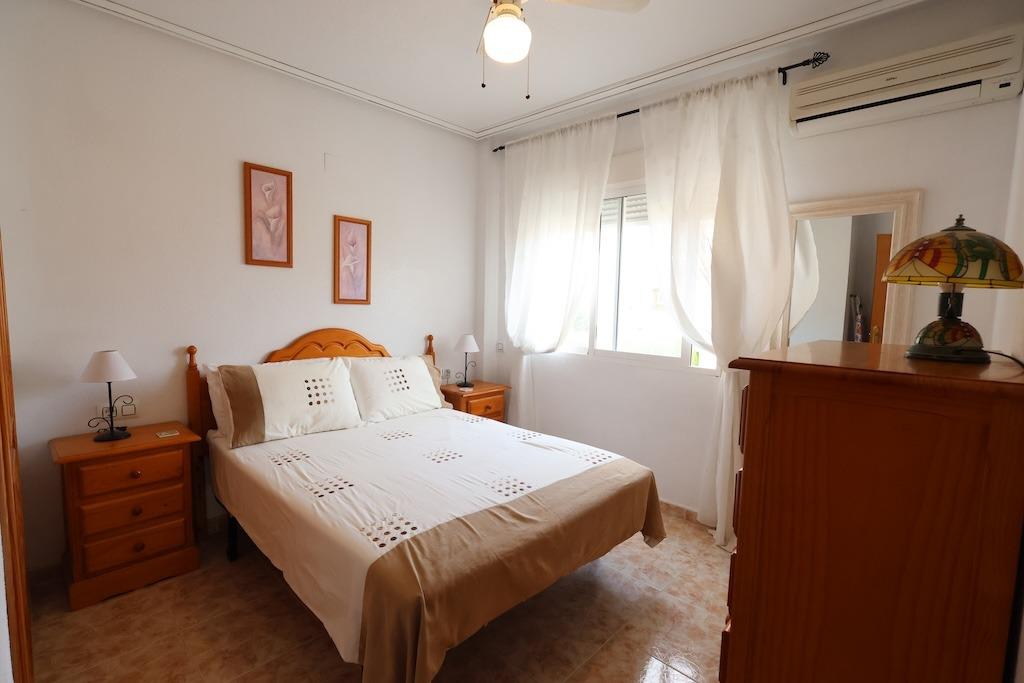 Bedroom in bungalow for sale in Orihuela Costa