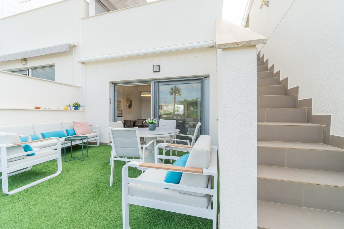 Pool area in bungalow for sale in Vistabella Golf Entre Naranjos