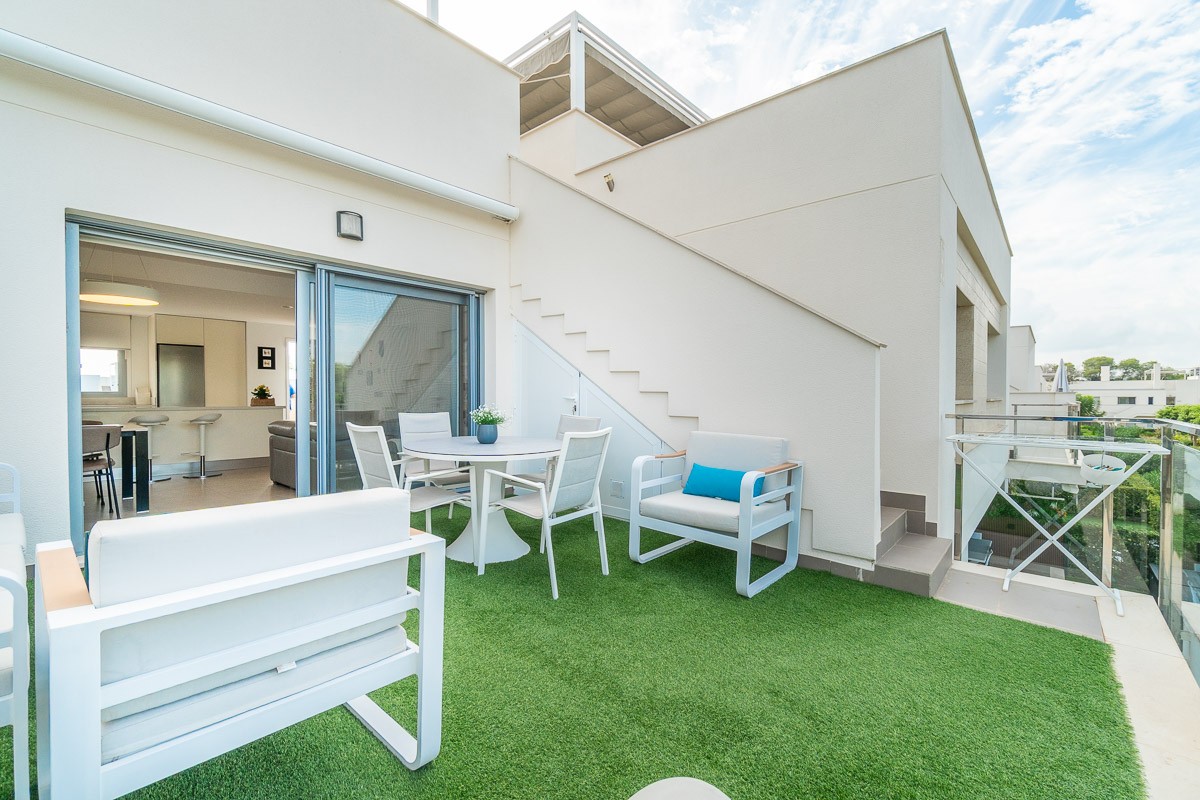 Garden in bungalow for sale in Vistabella Golf Entre Naranjos