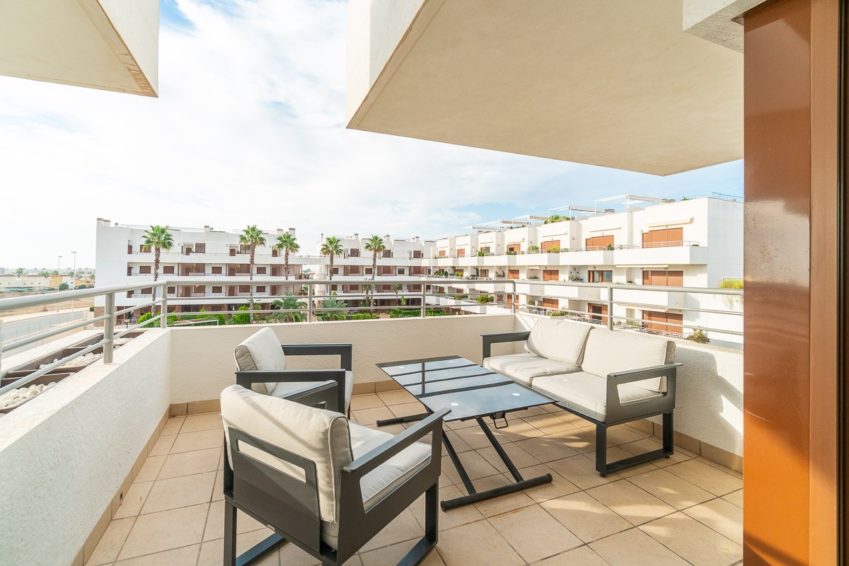 Master bedroom in apartment for sale in Orihuela Costa