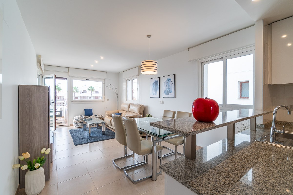 Garden in apartment for sale in Orihuela Costa