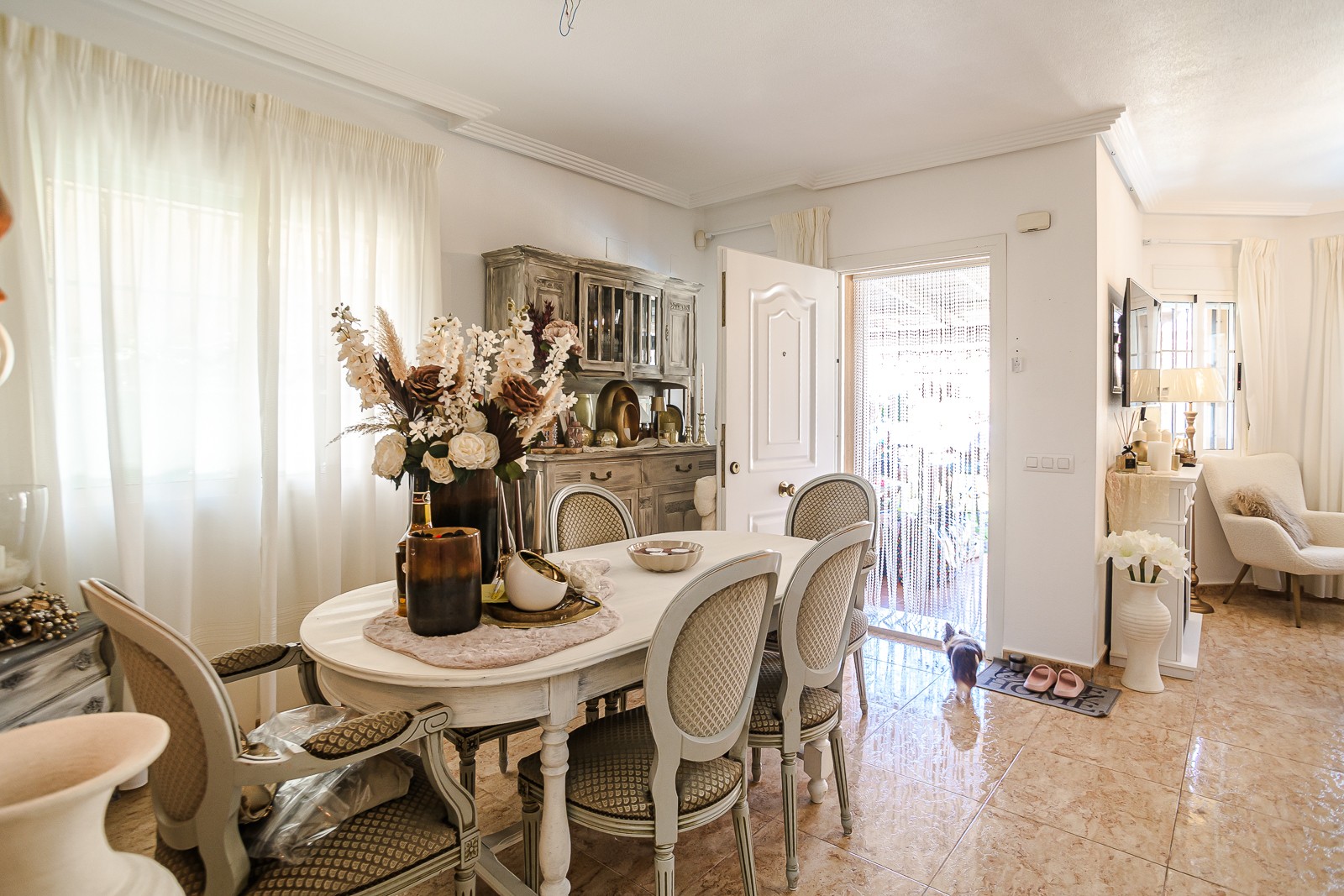 Exterior view in villa for sale in Guardamar del Segura