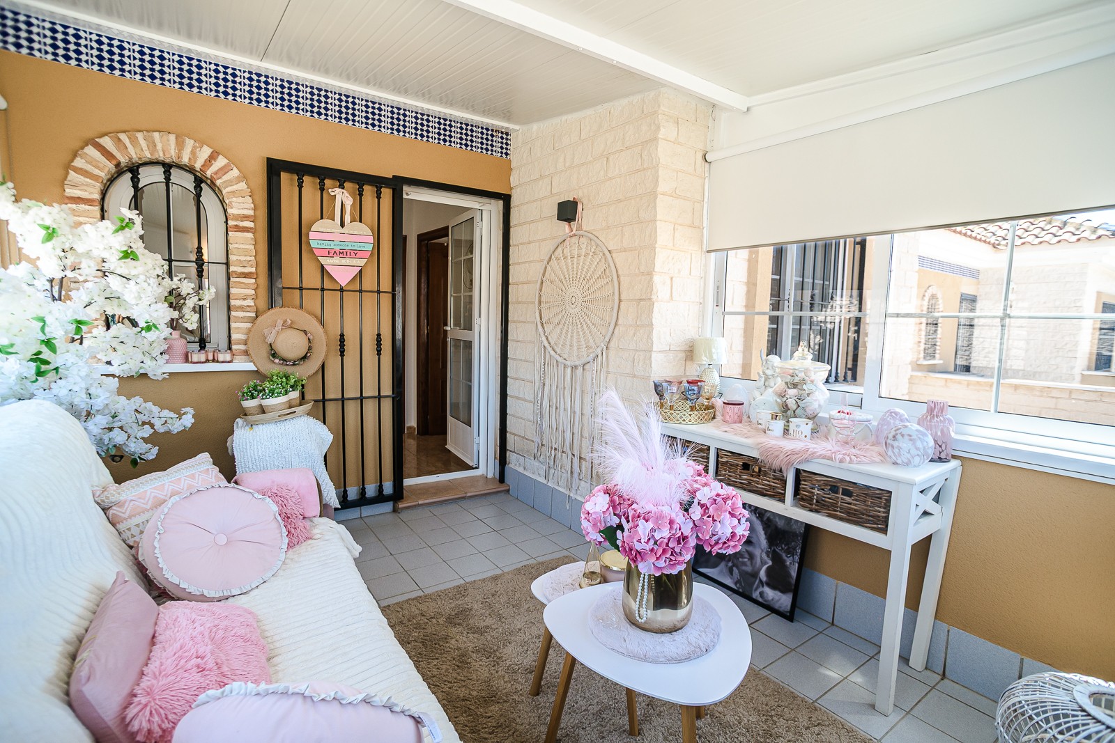 Exterior view in villa for sale in Guardamar del Segura