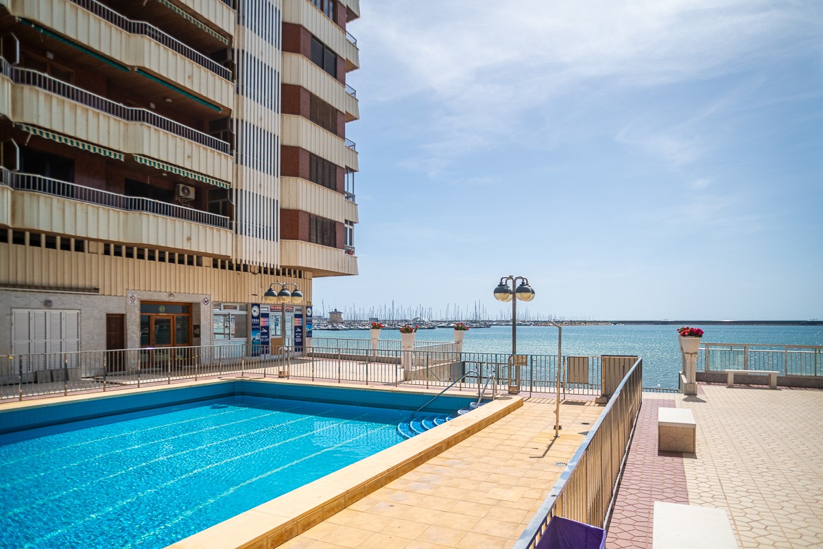 Bathroom in apartment for sale in Torrevieja