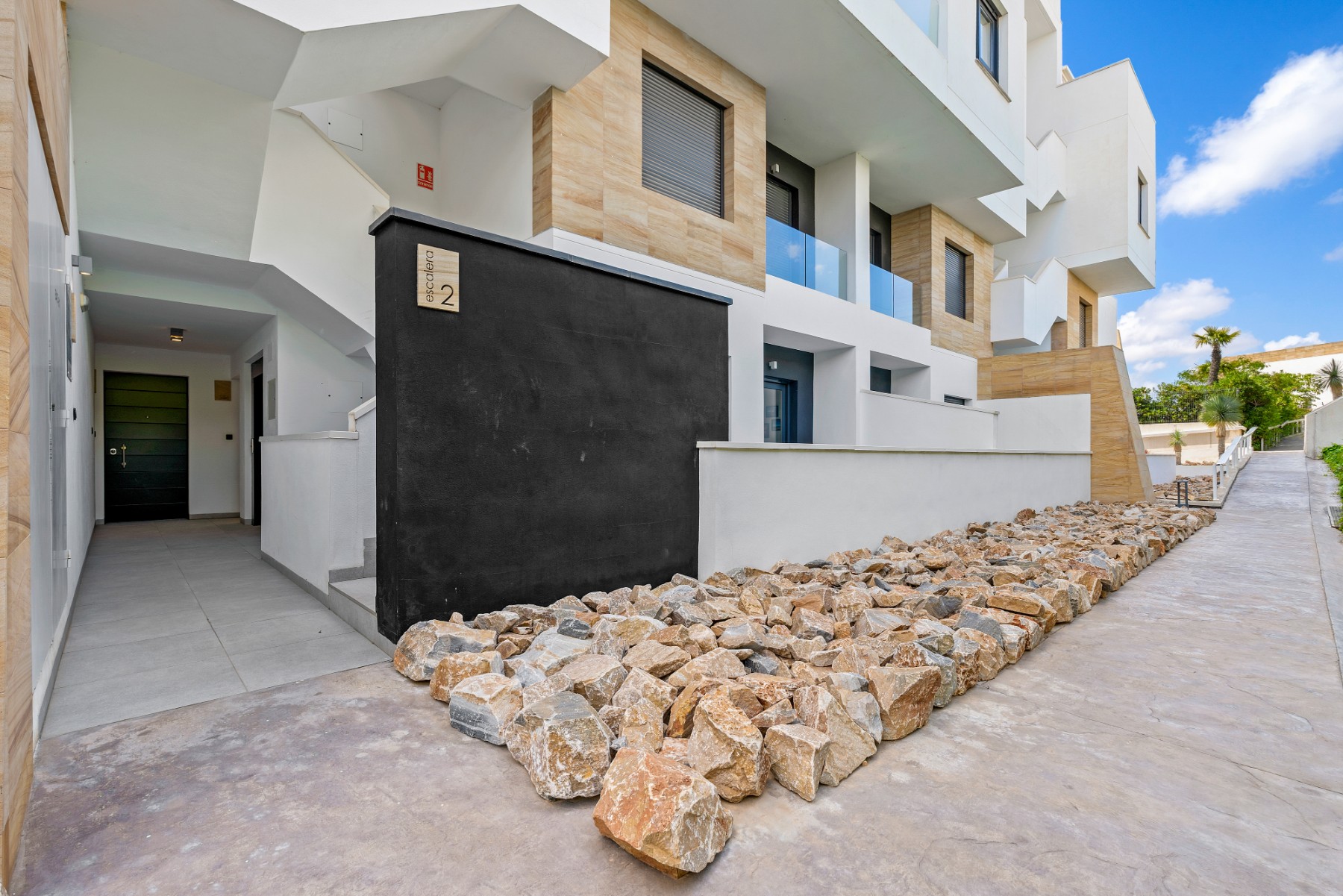 Terrace in apartment for sale in Villamartin