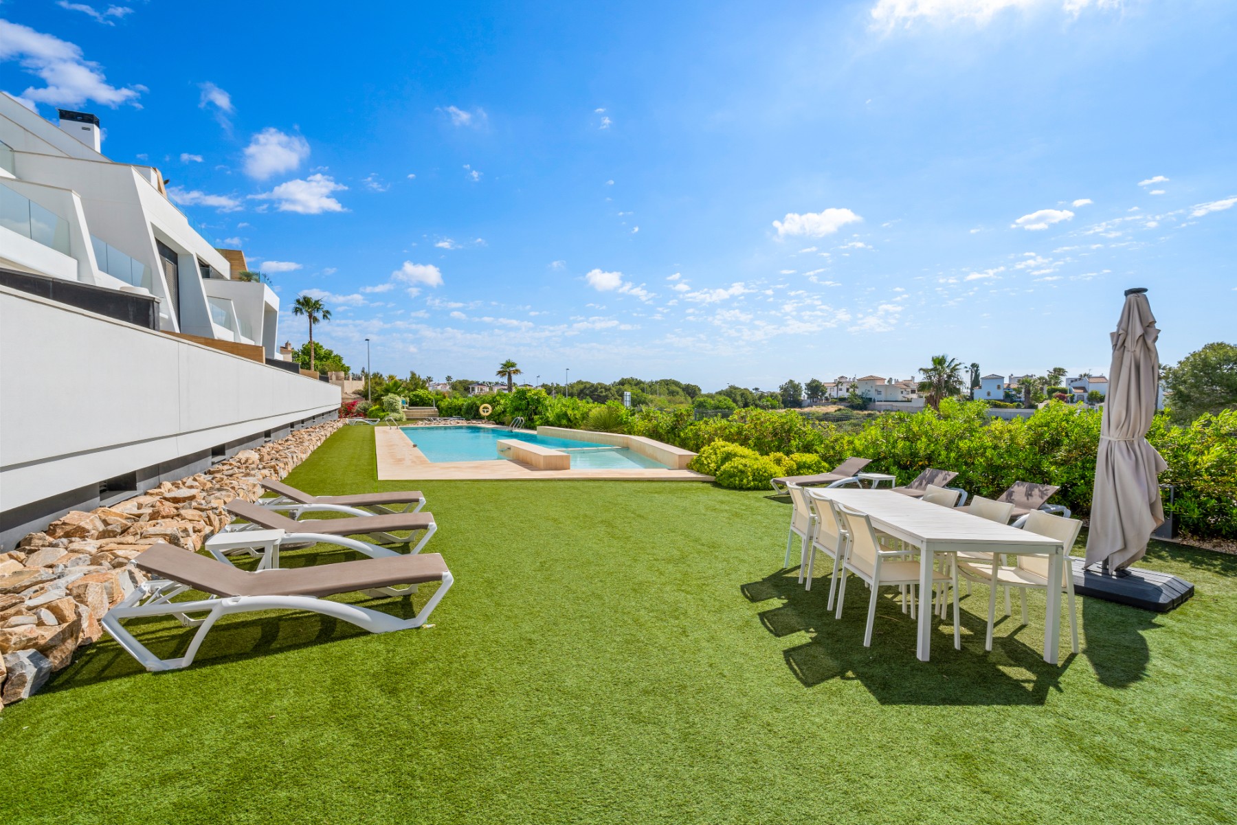 Beautiful ground-floor apartment for sale in Los Dolses