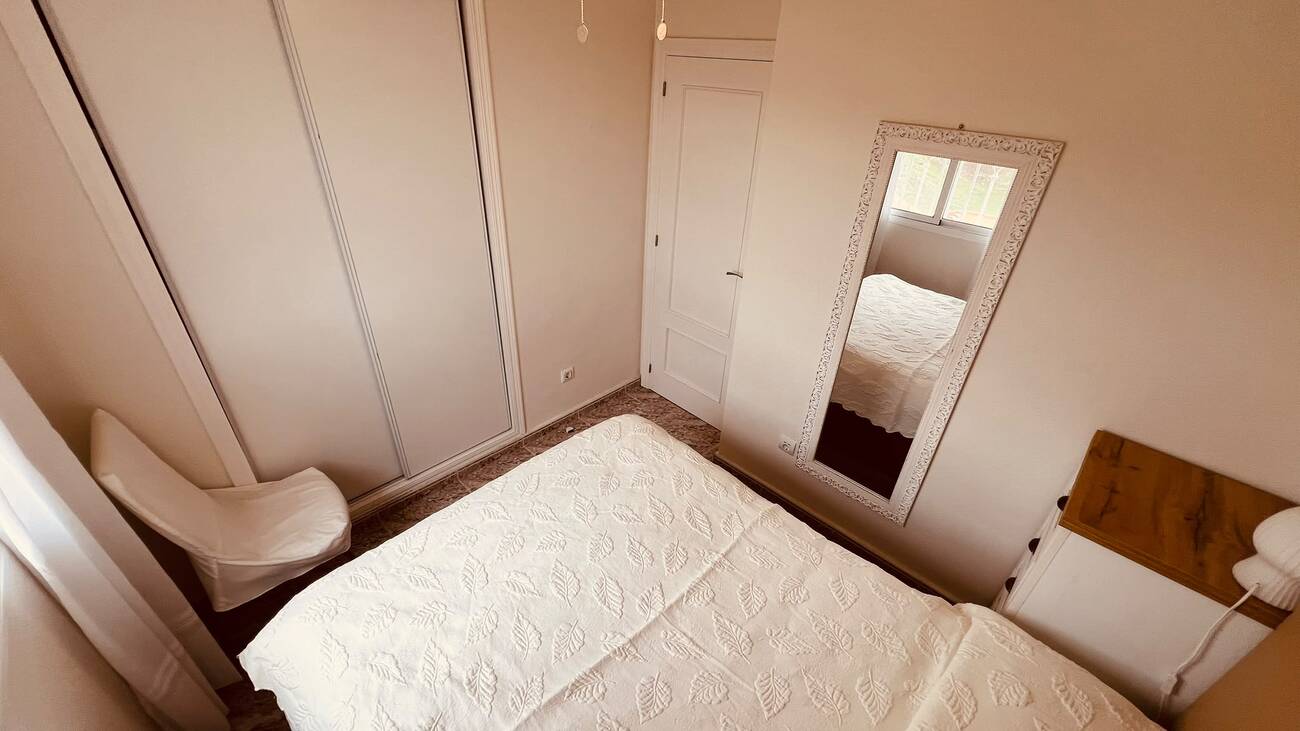 Master bedroom in apartment for sale in Villamartin