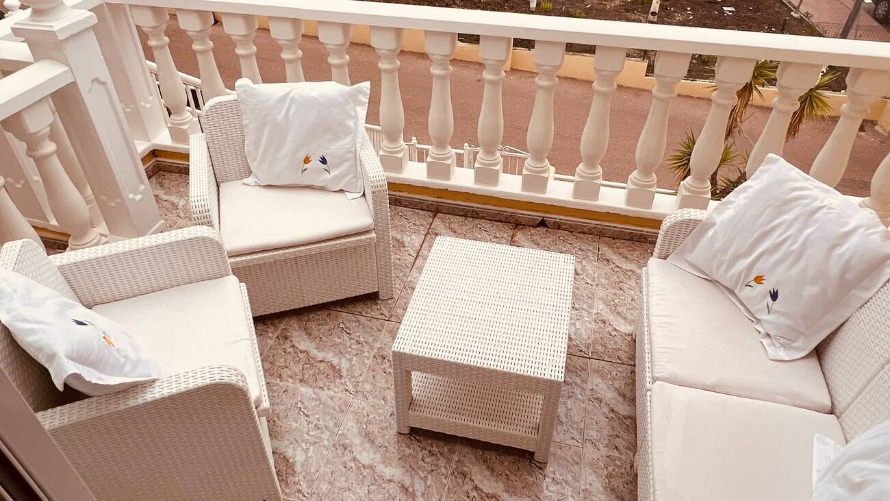 This beautifully renovated first-floor apartment is ideally situated in the sought-after area of Villamartin, offering a fantastic combination of modern comfort, convenience, and Mediterranean living
