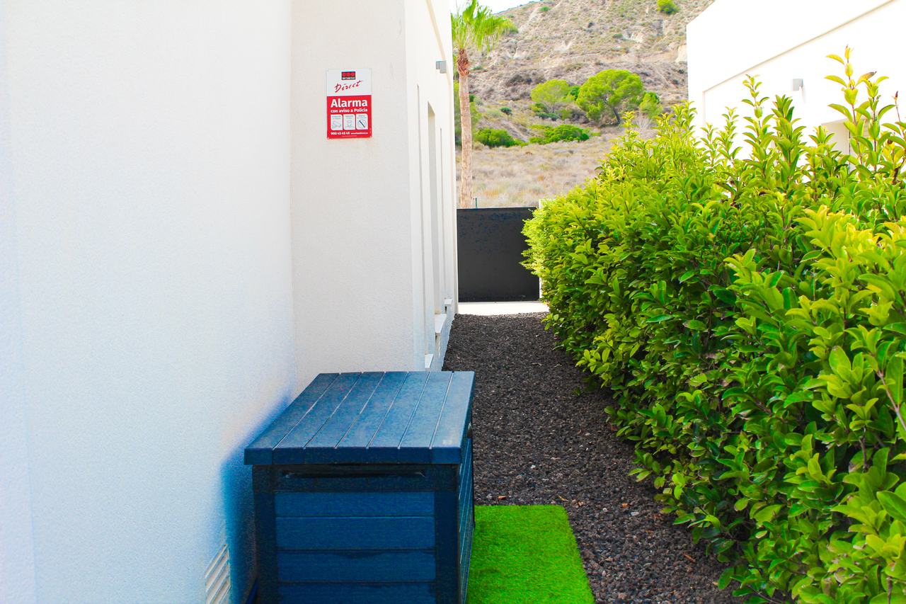 Garden in villa for sale in Algorfa