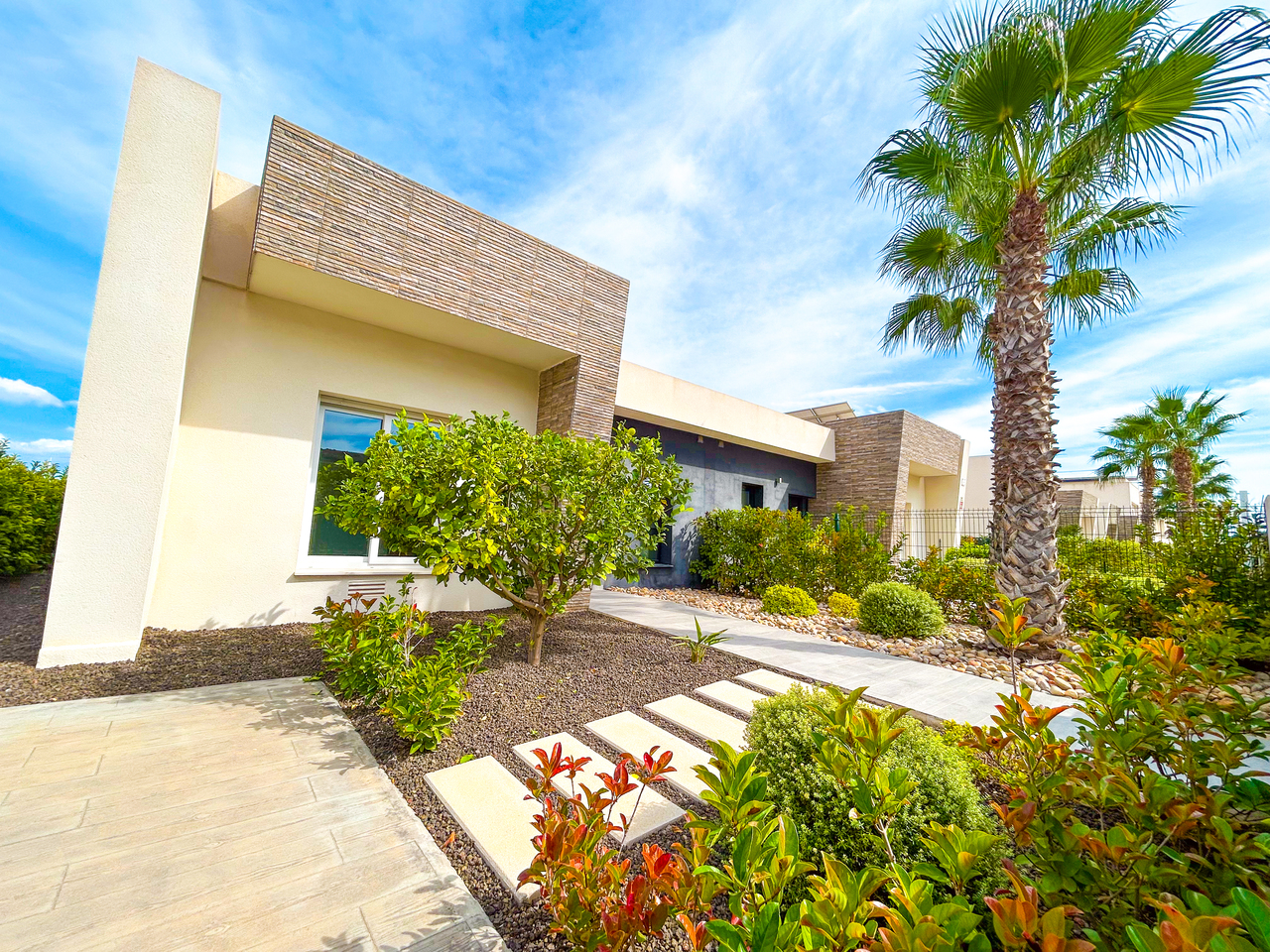 Exterior view in villa for sale in Algorfa