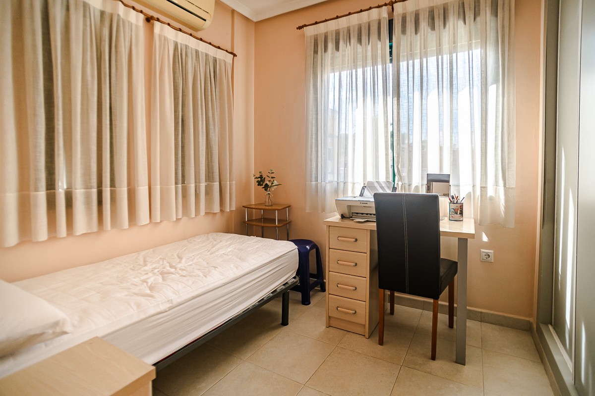 Kitchen in villa for sale in Torrevieja