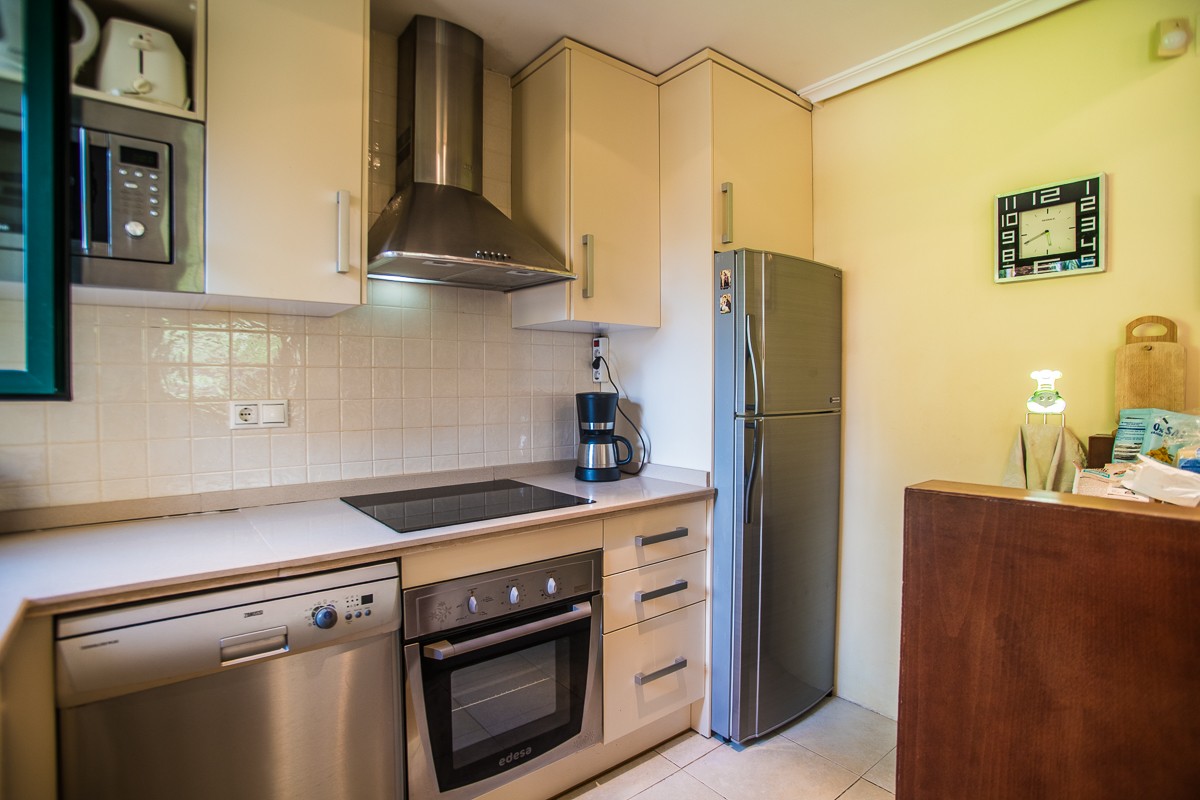 Pool area in villa for sale in Torrevieja