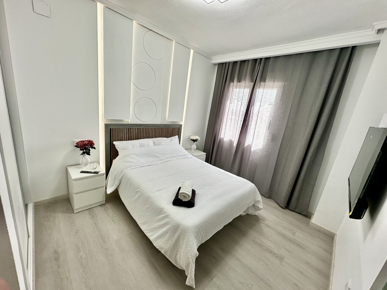 Bedroom in apartment for sale in Torrevieja