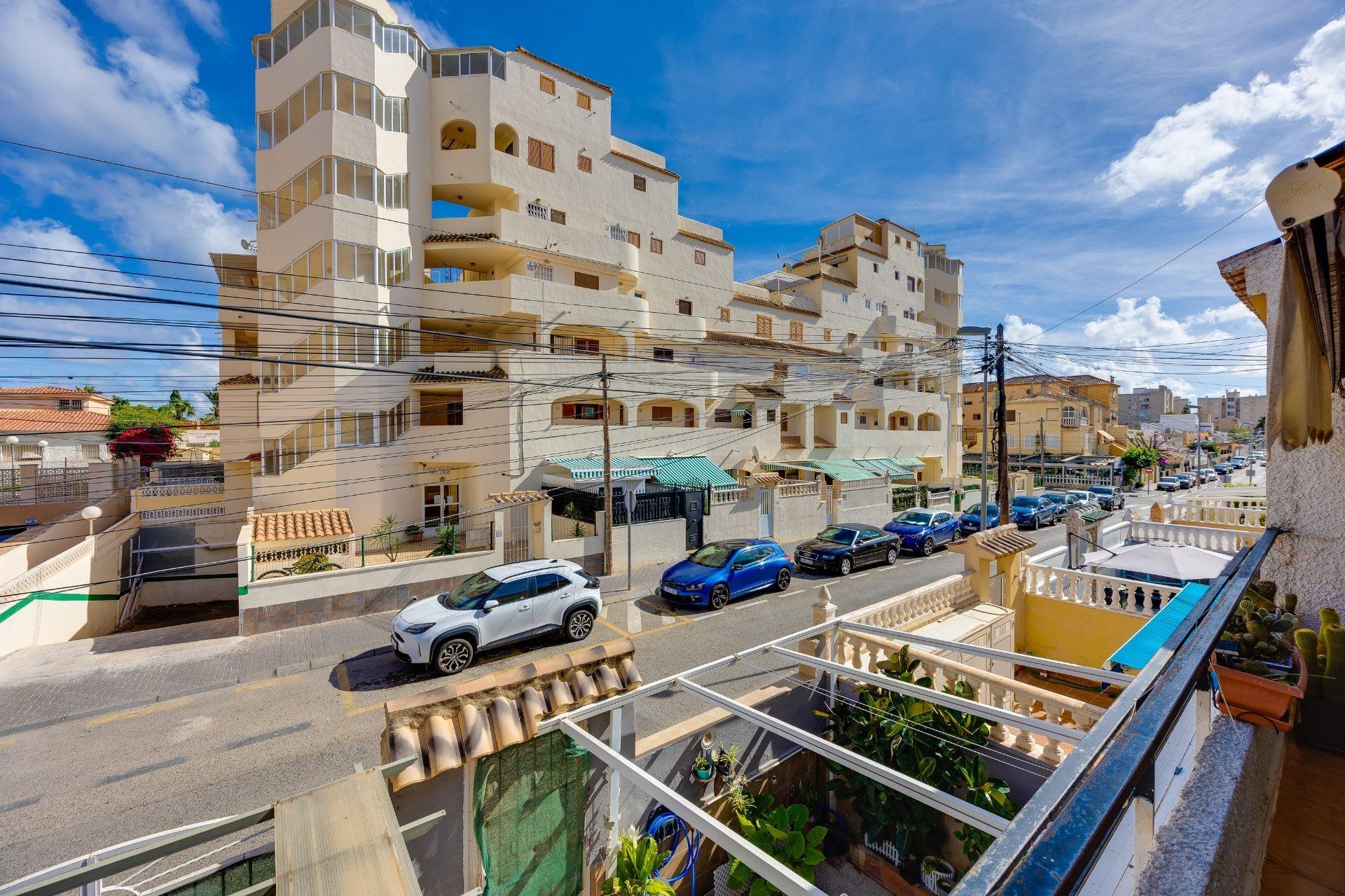 Bathroom in terraced for sale in Torrevieja