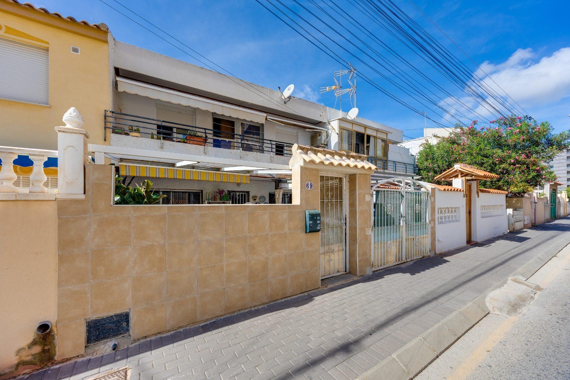 Terrace in terraced for sale in Torrevieja