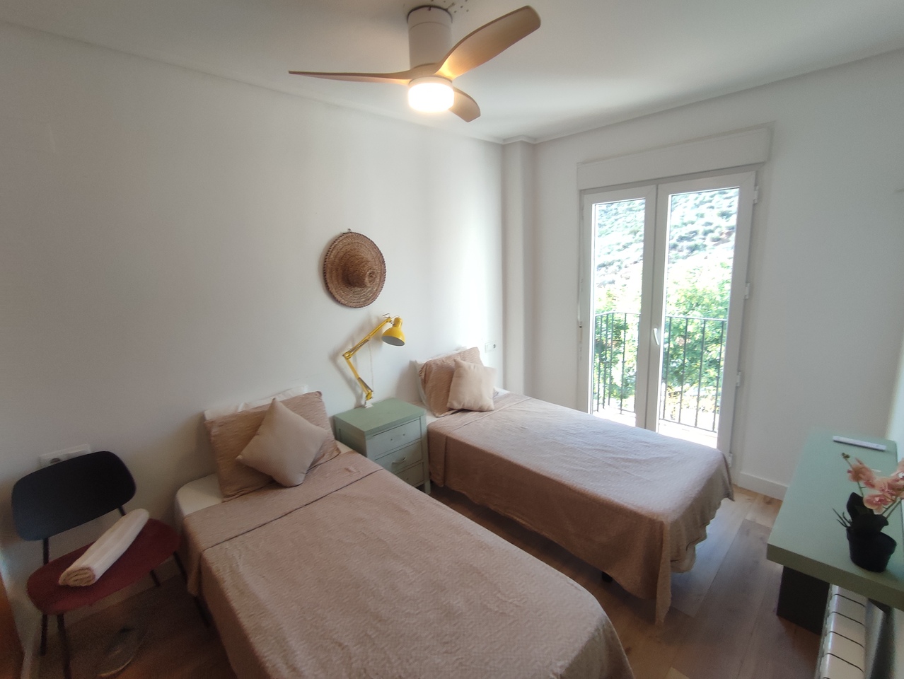 Garden in apartment for sale in Hacienda Riquelme Golf Resort