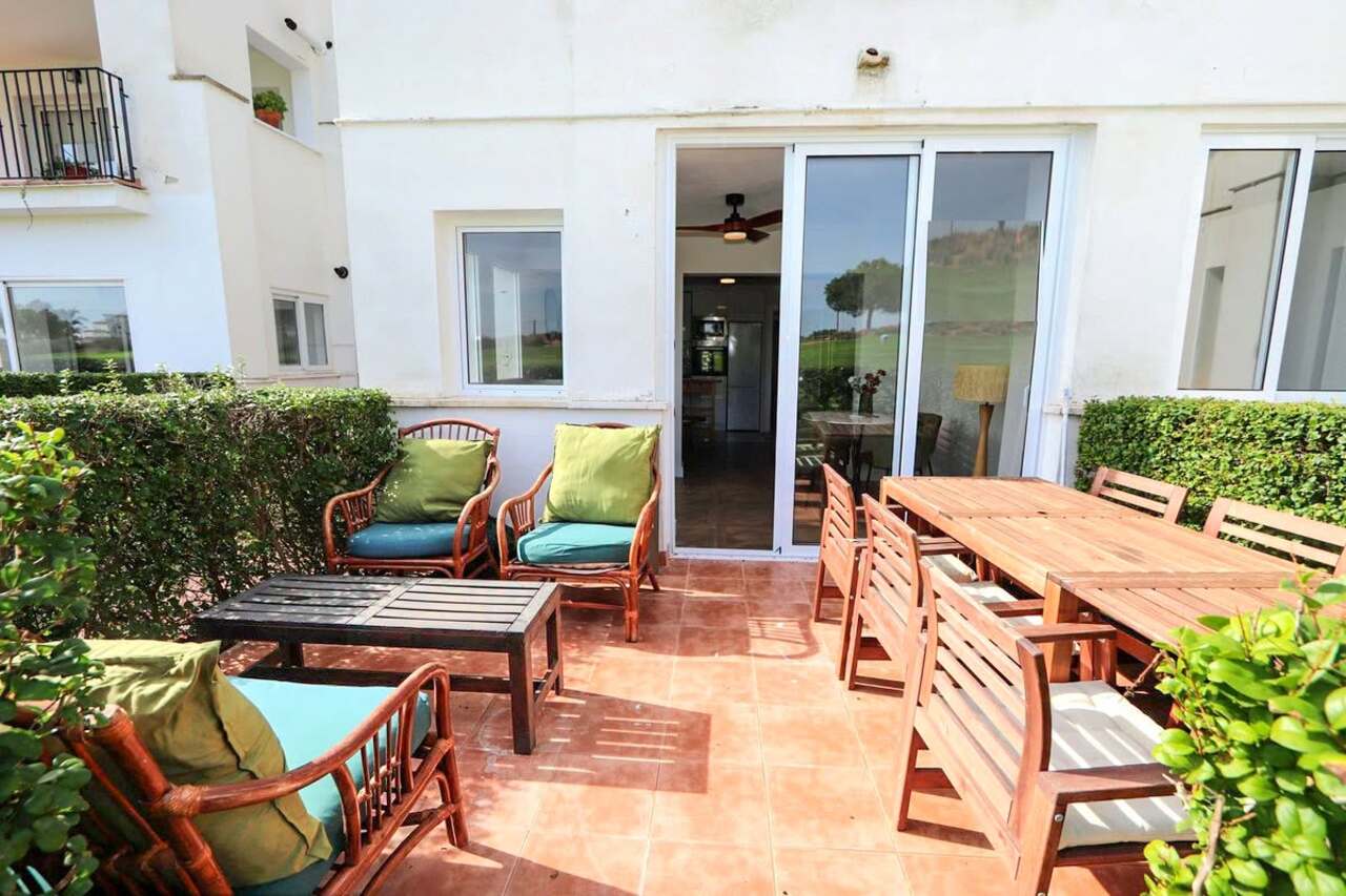 This fully upgraded extremely rare ground floor apartment with 3-bedrooms and 2-bathrooms has an enviable location only steps from the resort centre