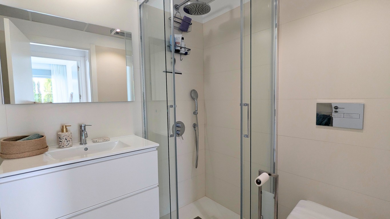 Bathroom in apartment for sale in Los Balcones
