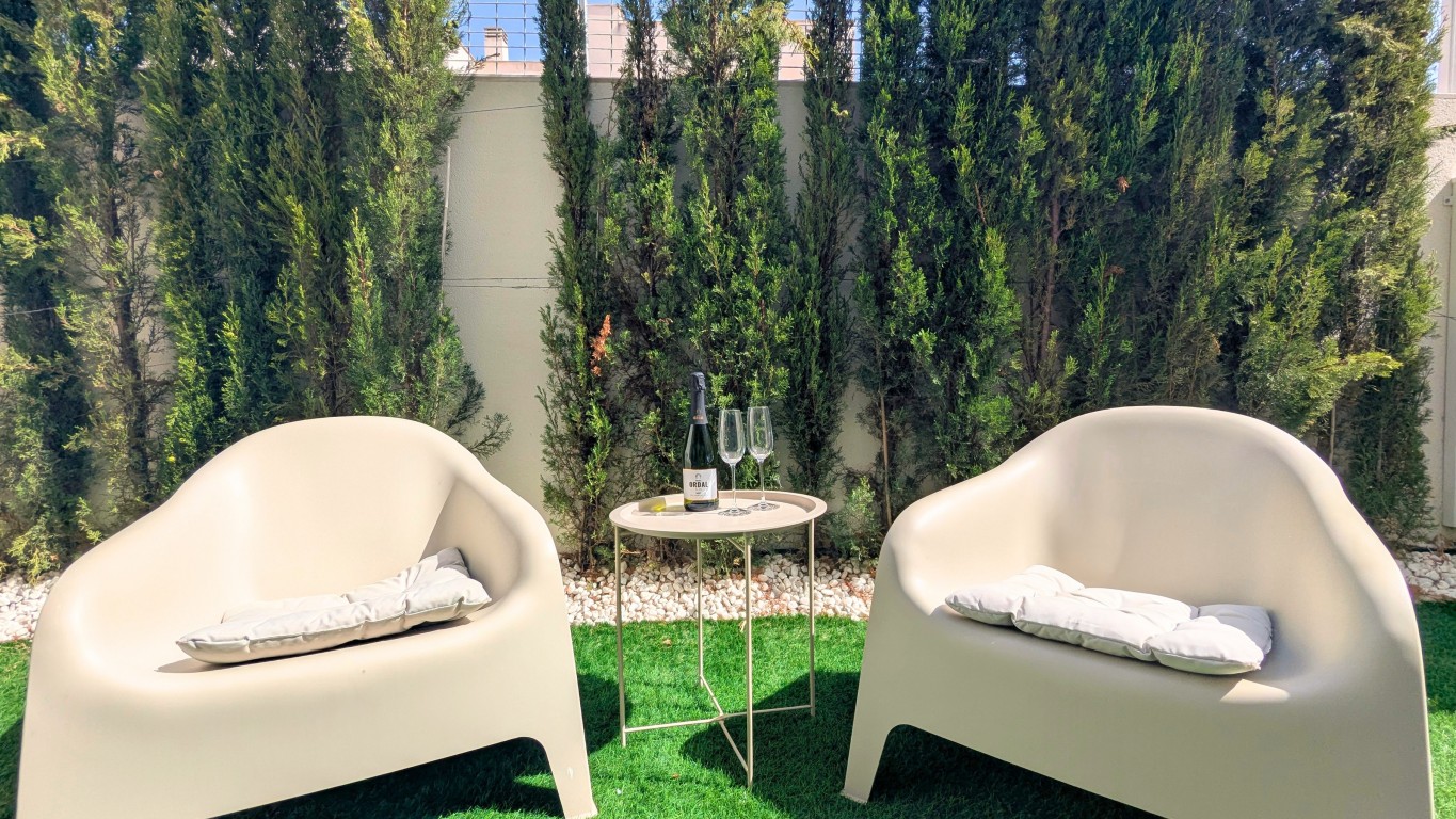Bedroom in apartment for sale in Los Balcones
