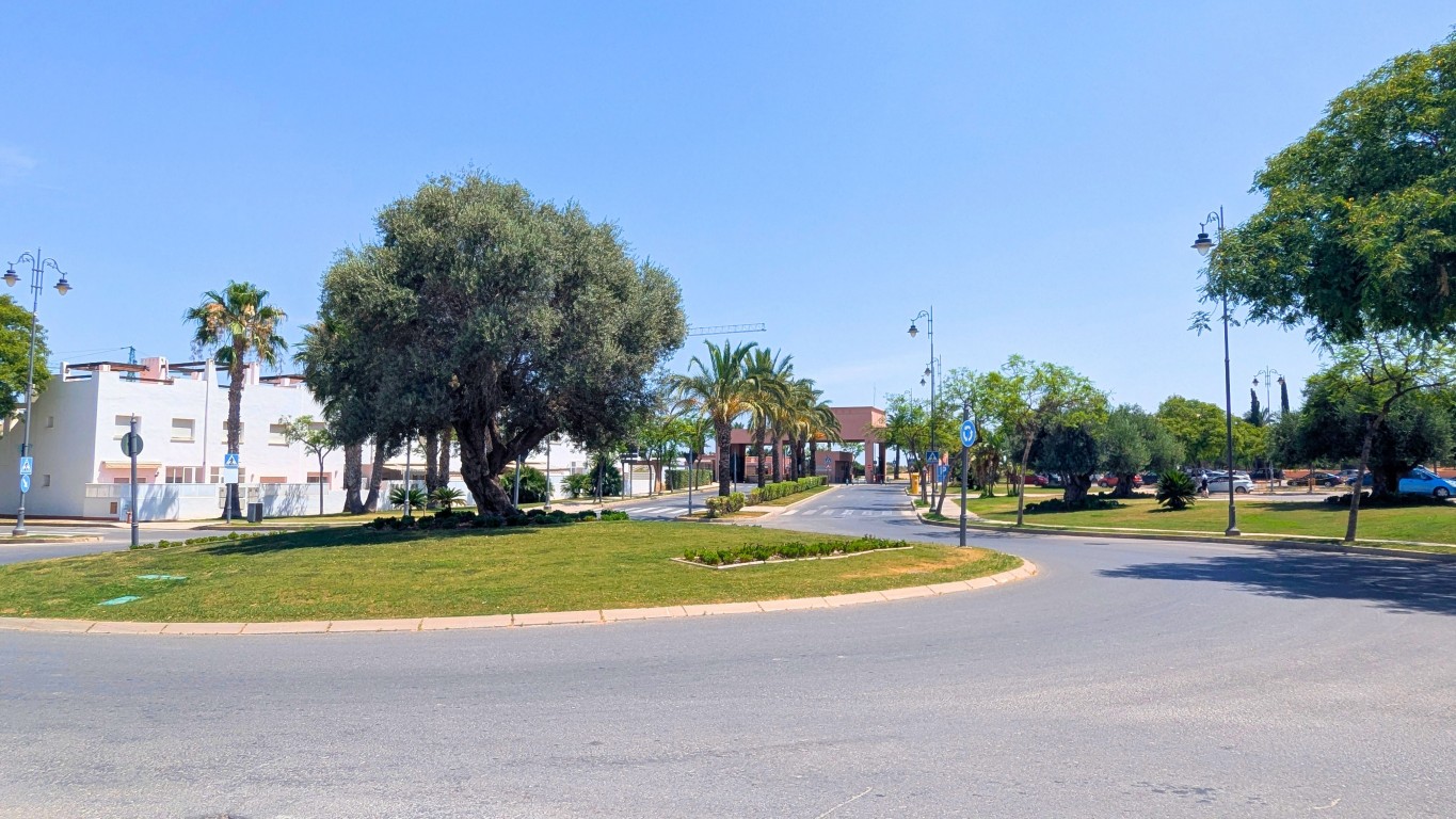 Bedroom in apartment for sale in Condado de Alhama