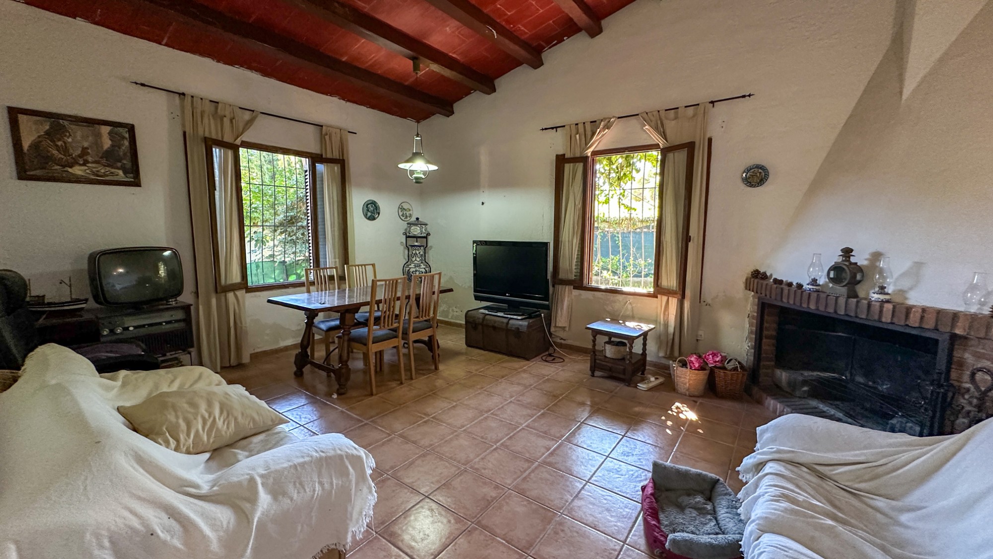 Master bedroom in villa for sale in Orihuela Costa