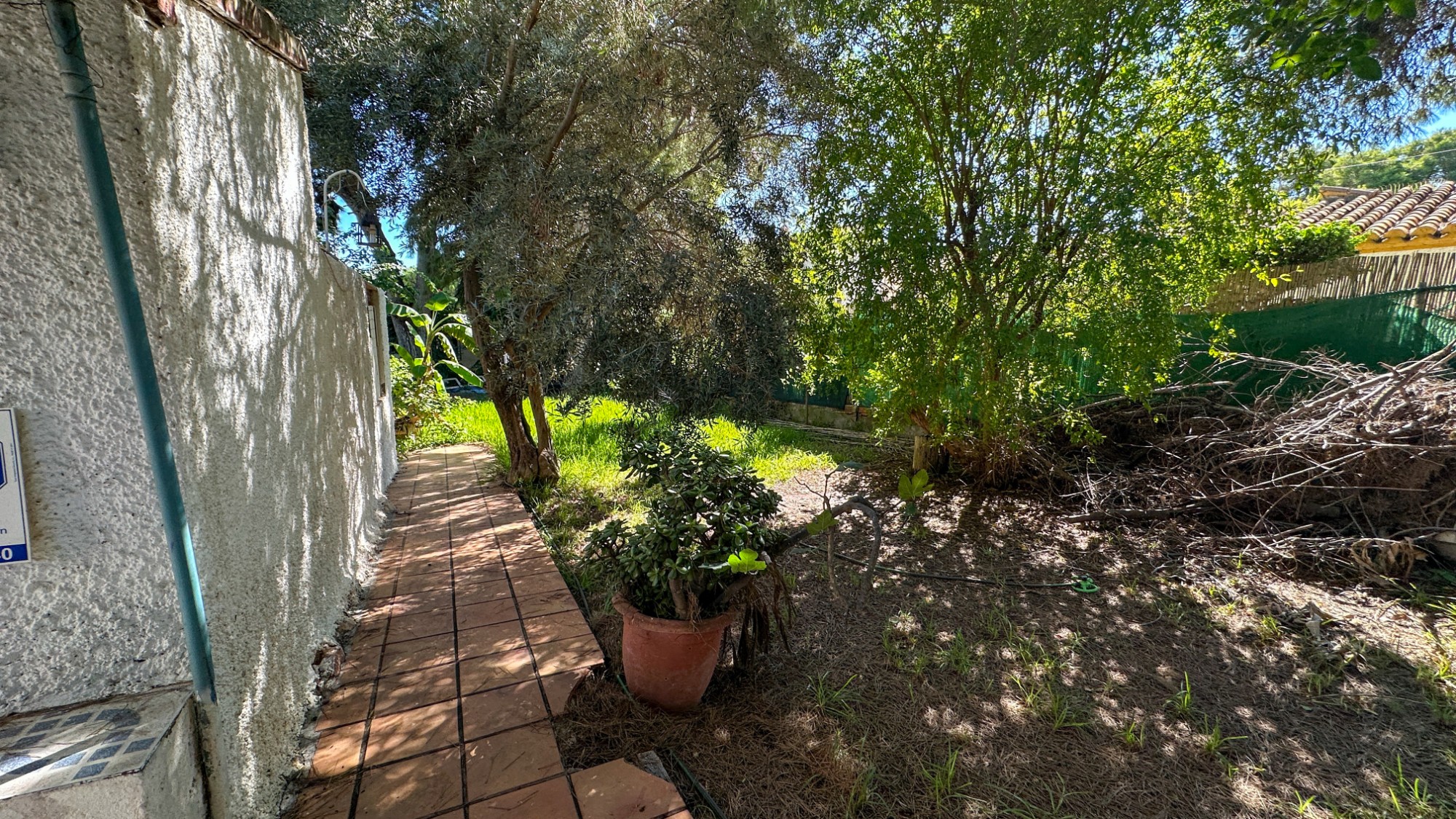 Bedroom in villa for sale in Orihuela Costa